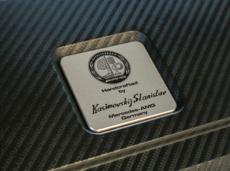 Handcrafted by «Kasimovskij Stanislav»: наш человек на сборке моторов AMG