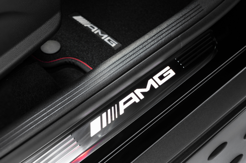 Сколько AMG выпускают в год?